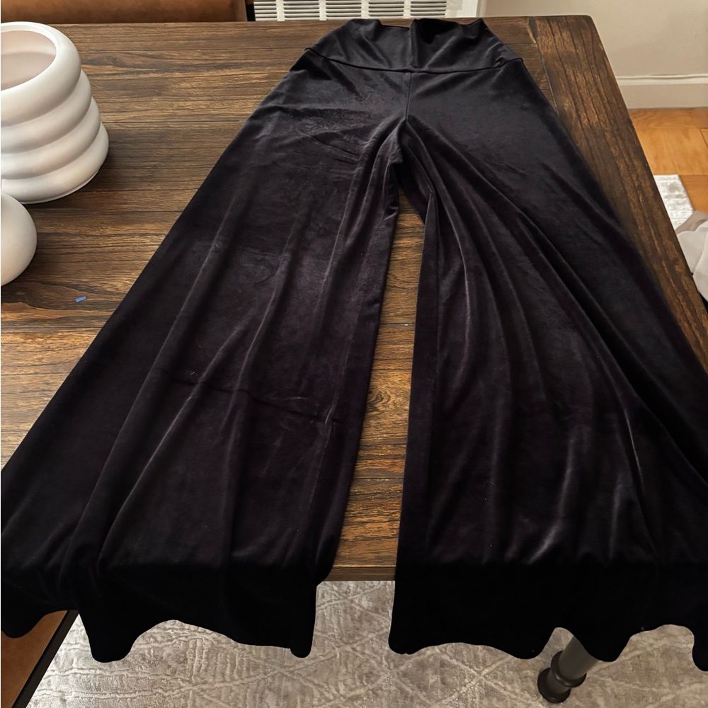 Norma Kamali's 'Elephant' velvet pants XS